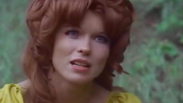 Sexy mature Lady Sonia porn films complets chatouille son clitoris