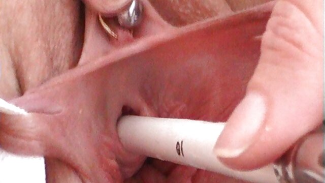 La petite fille Sadie film porno arab complet Pop se fait tatouer puis se fait défoncer