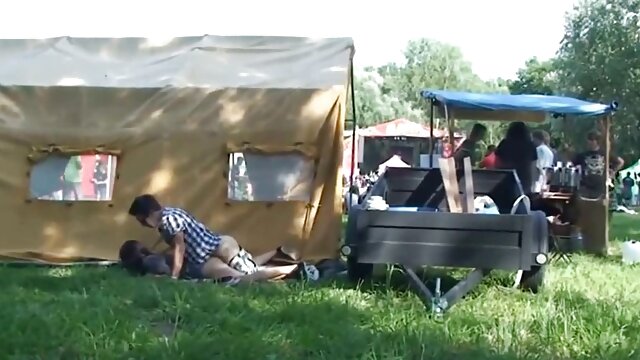 En plein air porno