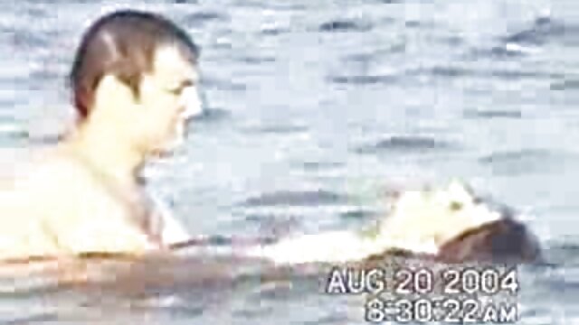 Fille aimante et érotique de l'Est - film complet xxx en francais nue