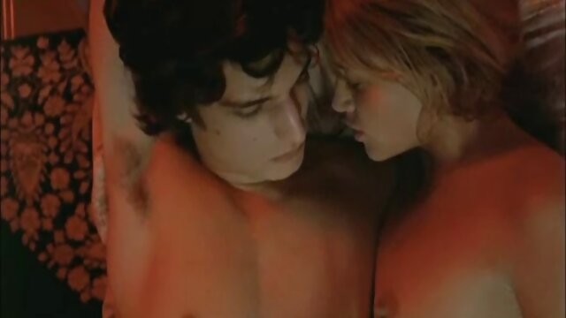 Des gardiens de prison français attachent un nouveau film porno complet prisonnier