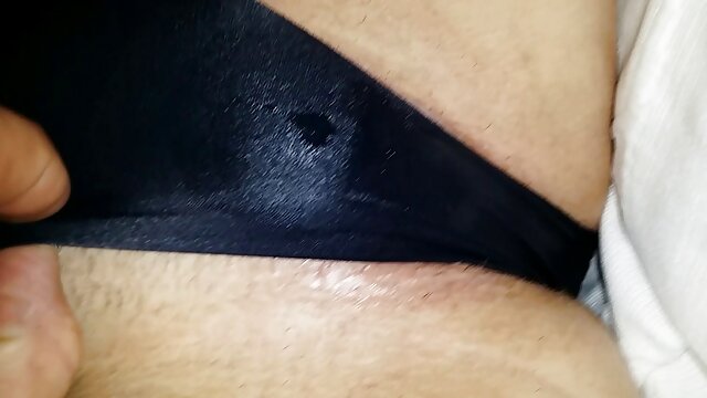 Jeune brune aime chaque pouce de porno xxx film complet cette bite dure